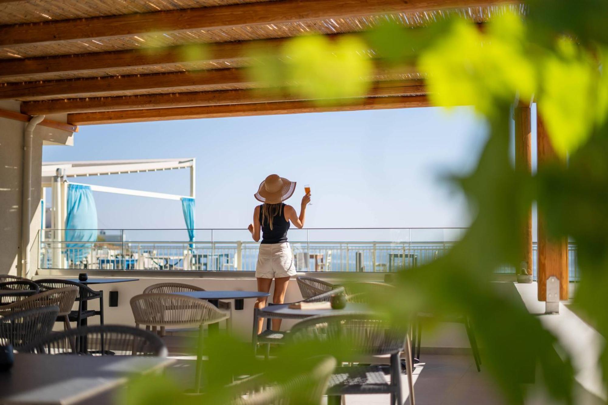 Zoe Boutique Hotel Bali  Ngoại thất bức ảnh