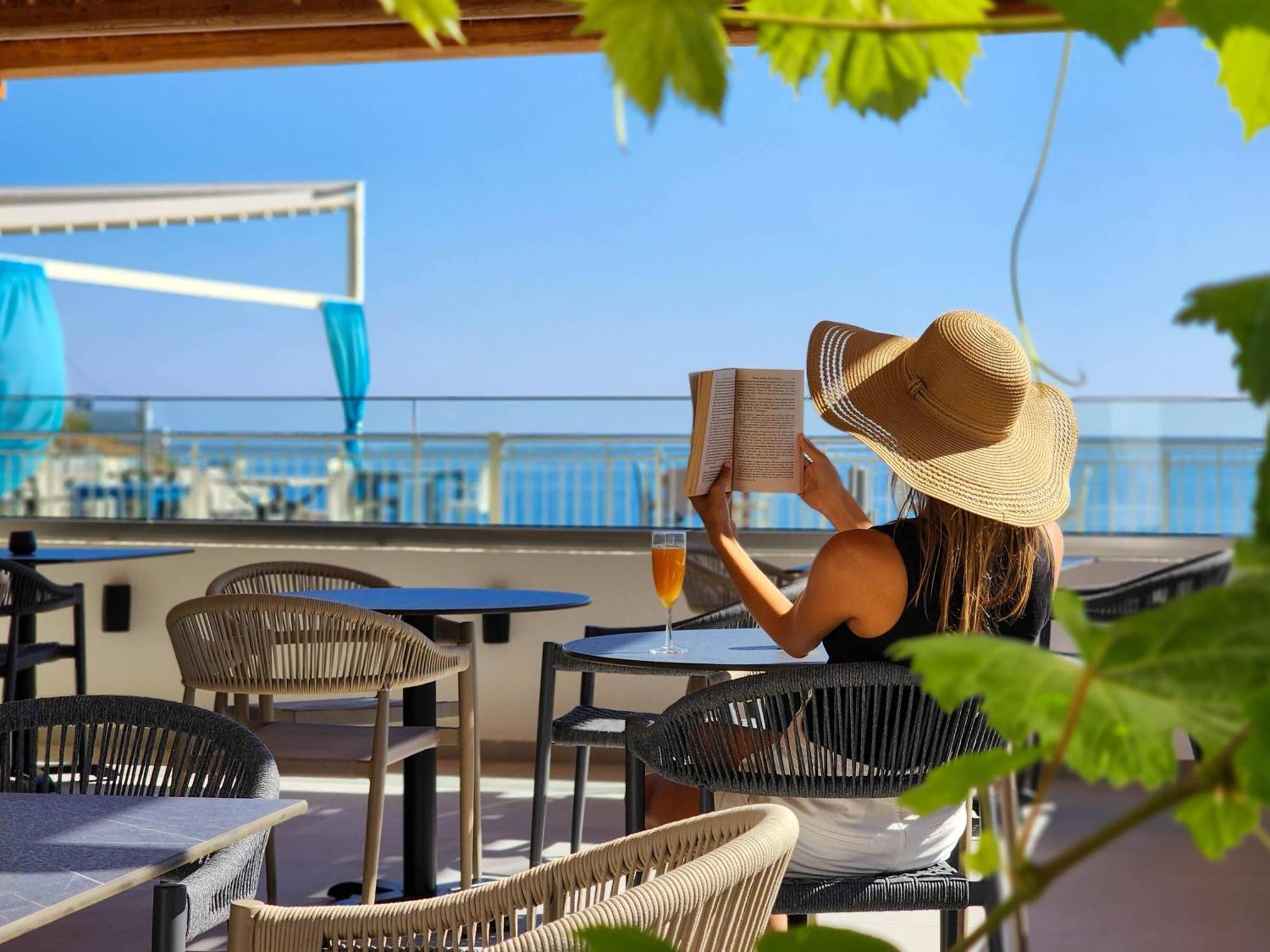 Zoe Boutique Hotel Bali  Ngoại thất bức ảnh